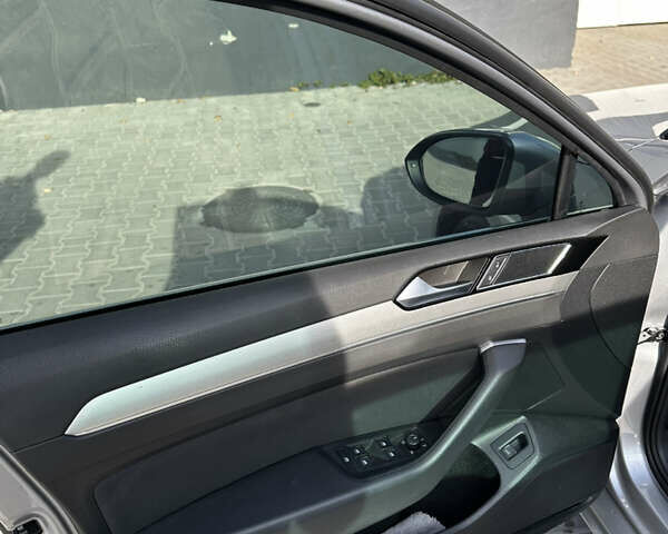 Фольксваген Пассат, объемом двигателя 2 л и пробегом 198 тыс. км за 19500 $, фото 18 на Automoto.ua