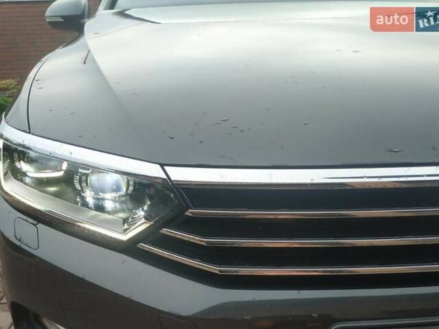 Фольксваген Пассат, объемом двигателя 2 л и пробегом 123 тыс. км за 25200 $, фото 2 на Automoto.ua