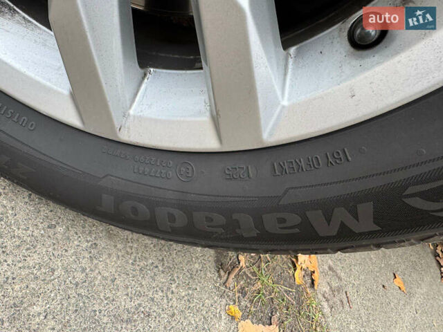 Фольксваген Пассат, объемом двигателя 1.97 л и пробегом 188 тыс. км за 18300 $, фото 17 на Automoto.ua