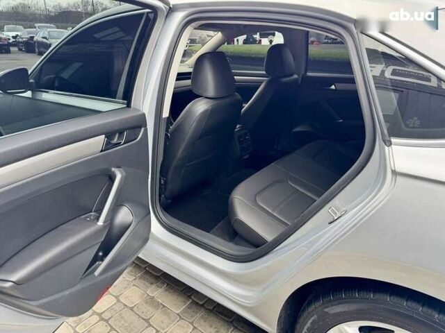 Фольксваген Пассат, объемом двигателя 2 л и пробегом 118 тыс. км за 17900 $, фото 16 на Automoto.ua