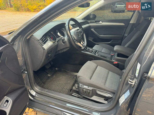 Фольксваген Пассат, объемом двигателя 1.97 л и пробегом 188 тыс. км за 18300 $, фото 7 на Automoto.ua