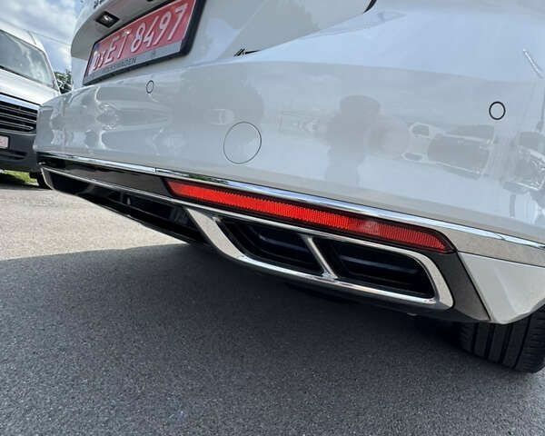 Фольксваген Пассат 2021 у Києві на Automoto.ua Фольксваген Пассат, об'ємом двигуна 2 л та пробігом 194 тис. км за 26300 $, фото 18 на Automoto.ua