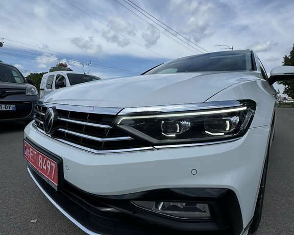 Фольксваген Пассат 2021 у Києві на Automoto.ua Фольксваген Пассат, об'ємом двигуна 2 л та пробігом 194 тис. км за 26300 $, фото 14 на Automoto.ua