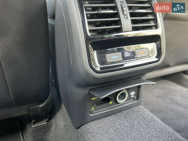 Фольксваген Пассат, объемом двигателя 1.97 л и пробегом 128 тыс. км за 30900 $, фото 37 на Automoto.ua