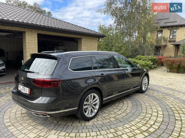 Фольксваген Пассат, объемом двигателя 1.97 л и пробегом 128 тыс. км за 30900 $, фото 3 на Automoto.ua