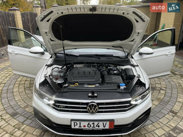 Фольксваген Пассат, объемом двигателя 1.97 л и пробегом 165 тыс. км за 27900 $, фото 58 на Automoto.ua