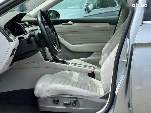 Фольксваген Пассат, объемом двигателя 2 л и пробегом 152 тыс. км за 26301 $, фото 29 на Automoto.ua