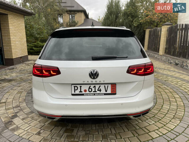 Фольксваген Пассат, объемом двигателя 1.97 л и пробегом 165 тыс. км за 27900 $, фото 3 на Automoto.ua