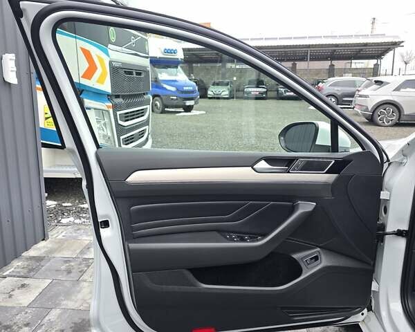 Фольксваген Пассат, объемом двигателя 2 л и пробегом 200 тыс. км за 24000 $, фото 29 на Automoto.ua