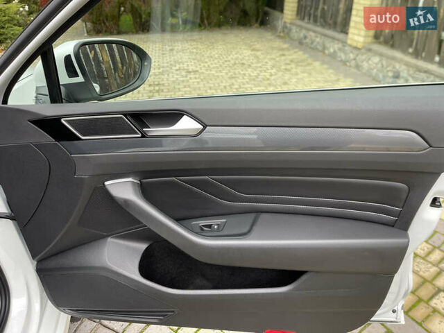 Фольксваген Пассат, объемом двигателя 1.97 л и пробегом 165 тыс. км за 27900 $, фото 25 на Automoto.ua