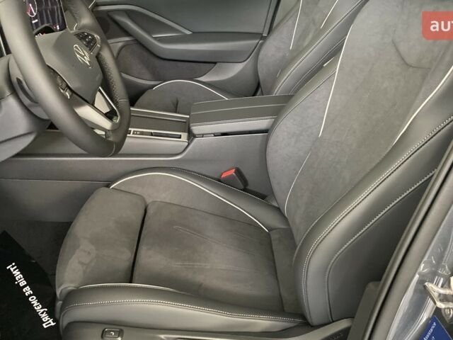 купить новое авто Фольксваген Пассат 2025 года от официального дилера Автодім Атлант на Вацлава Гавела Фольксваген фото