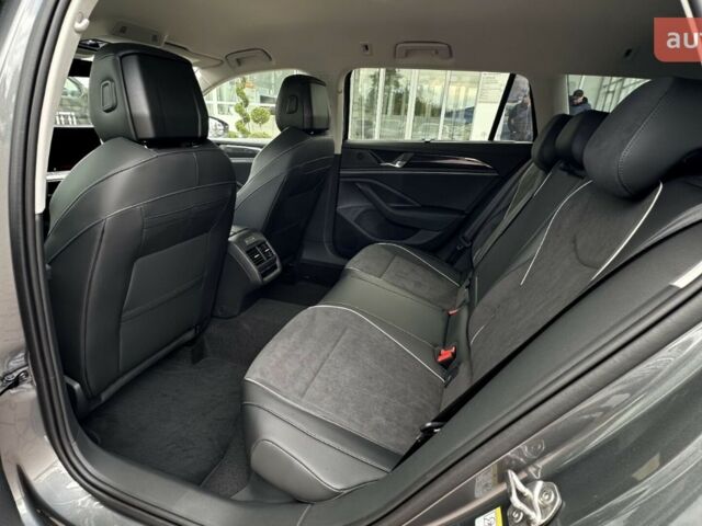 Фольксваген Пассат, объемом двигателя 1.98 л и пробегом 0 тыс. км за 42000 $, фото 33 на Automoto.ua