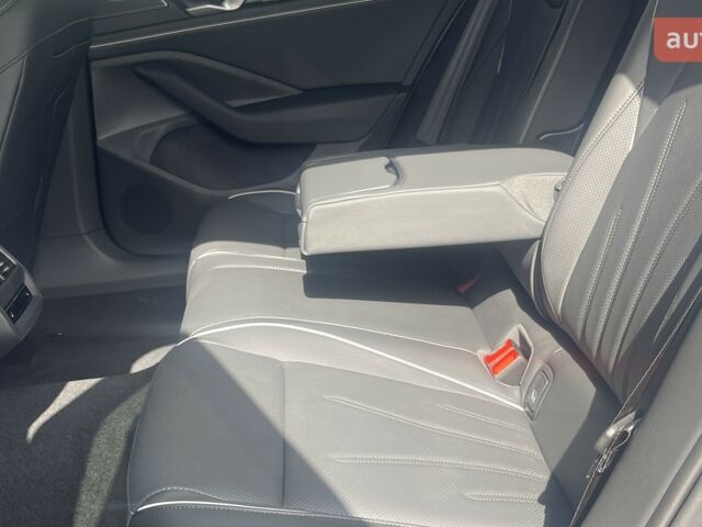 Фольксваген Пассат, объемом двигателя 1.97 л и пробегом 0 тыс. км за 49000 $, фото 13 на Automoto.ua