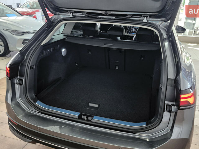 Фольксваген Пассат 2025 у Києві на Automoto.ua Фольксваген Пассат, об'ємом двигуна 1.5 л та пробігом 0 тис. км за 39500 $, фото 22 на Automoto.ua