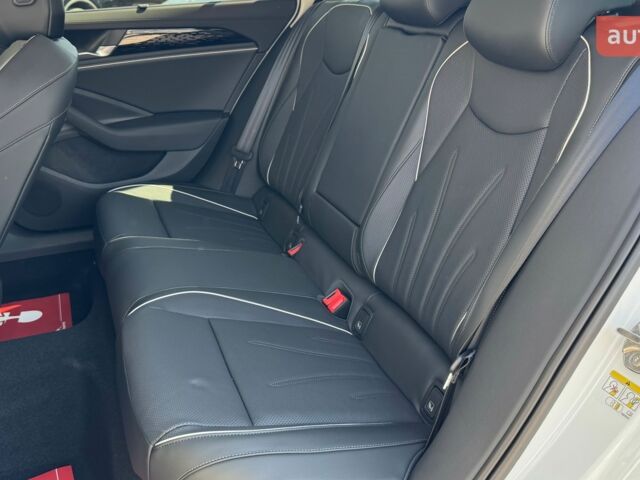 Фольксваген Пассат, объемом двигателя 1.97 л и пробегом 0 тыс. км за 48600 $, фото 18 на Automoto.ua