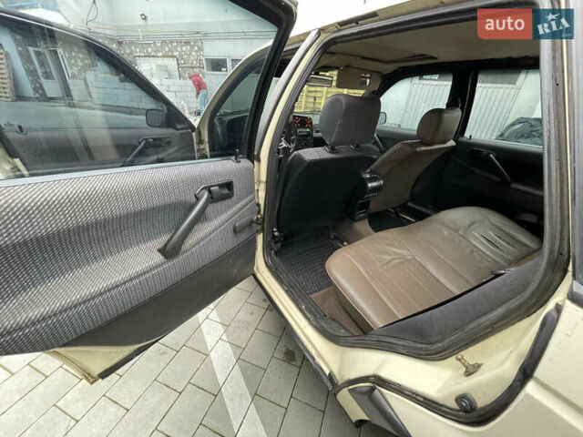 Жовтий Фольксваген Пассат, об'ємом двигуна 1.9 л та пробігом 500 тис. км за 1400 $, фото 23 на Automoto.ua