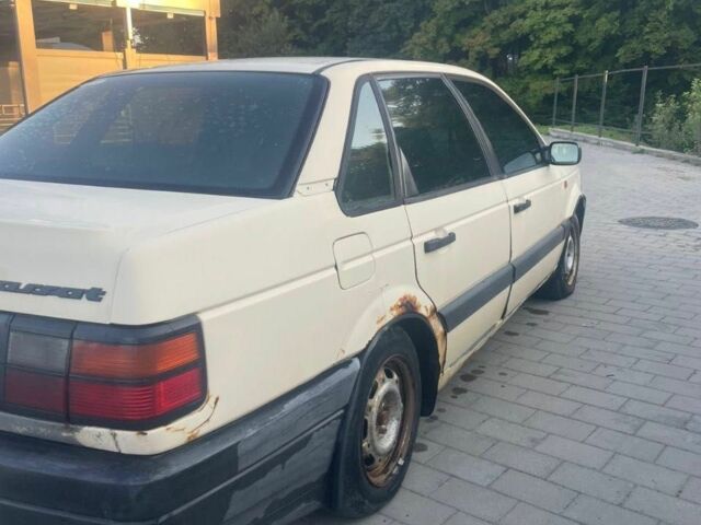 Желтый Фольксваген Пассат, объемом двигателя 1.9 л и пробегом 520 тыс. км за 1200 $, фото 8 на Automoto.ua