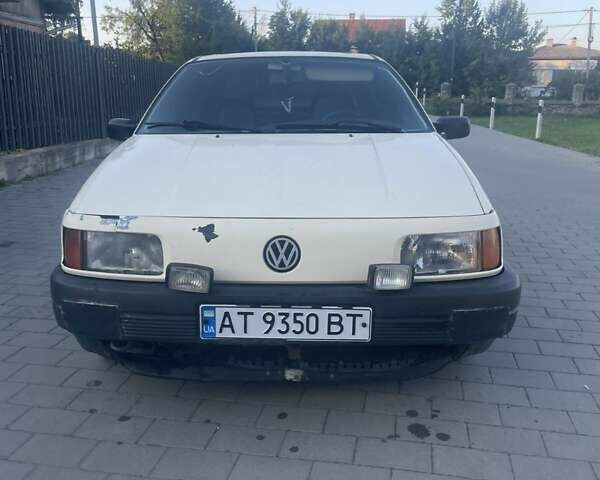 Жовтий Фольксваген Пассат, об'ємом двигуна 1.9 л та пробігом 500 тис. км за 1000 $, фото 1 на Automoto.ua