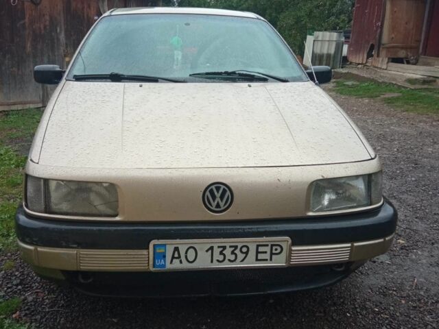 Жовтий Фольксваген Пассат, об'ємом двигуна 0 л та пробігом 2 тис. км за 1100 $, фото 3 на Automoto.ua