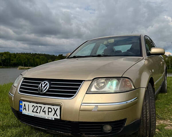 Желтый Фольксваген Пассат, объемом двигателя 2.77 л и пробегом 440 тыс. км за 3500 $, фото 1 на Automoto.ua