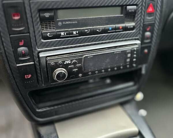 Желтый Фольксваген Пассат, объемом двигателя 1.9 л и пробегом 385 тыс. км за 4000 $, фото 6 на Automoto.ua