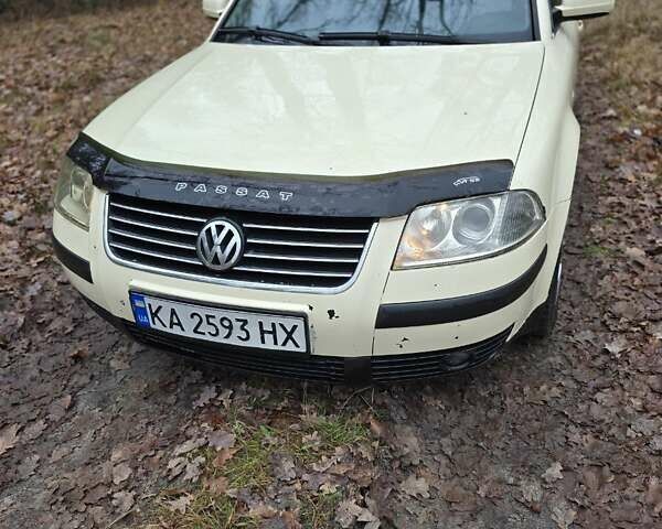 Желтый Фольксваген Пассат, объемом двигателя 1.9 л и пробегом 385 тыс. км за 4000 $, фото 4 на Automoto.ua