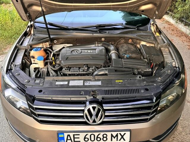 Желтый Фольксваген Пассат, объемом двигателя 1.8 л и пробегом 238 тыс. км за 10900 $, фото 6 на Automoto.ua