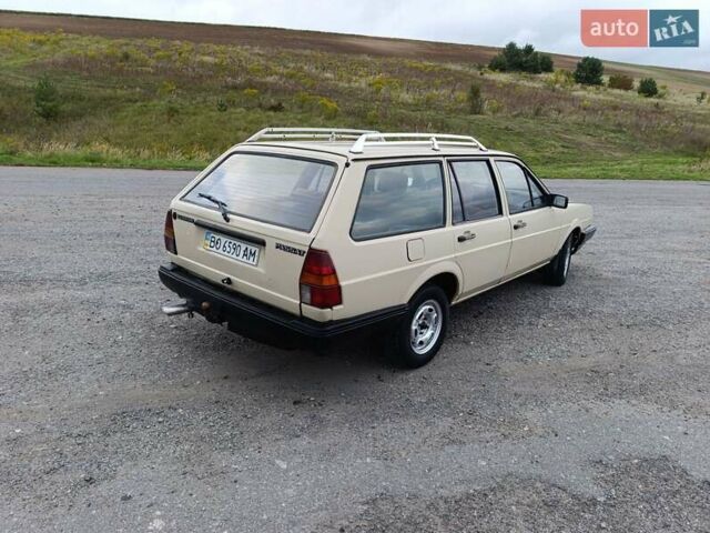 Желтый Фольксваген Пассат, объемом двигателя 1.59 л и пробегом 510 тыс. км за 1350 $, фото 6 на Automoto.ua