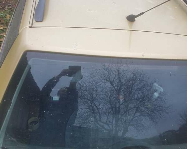 Жовтий Фольксваген Пассат, об'ємом двигуна 1.9 л та пробігом 670 тис. км за 2500 $, фото 13 на Automoto.ua