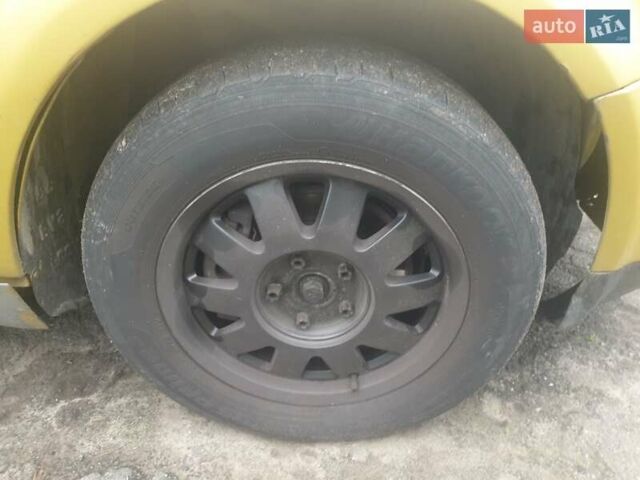 Жовтий Фольксваген Пассат, об'ємом двигуна 1.9 л та пробігом 670 тис. км за 2500 $, фото 14 на Automoto.ua