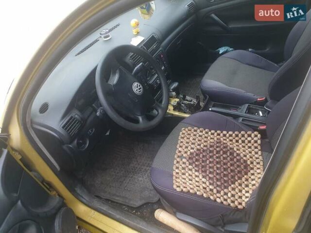 Жовтий Фольксваген Пассат, об'ємом двигуна 1.9 л та пробігом 670 тис. км за 2500 $, фото 10 на Automoto.ua