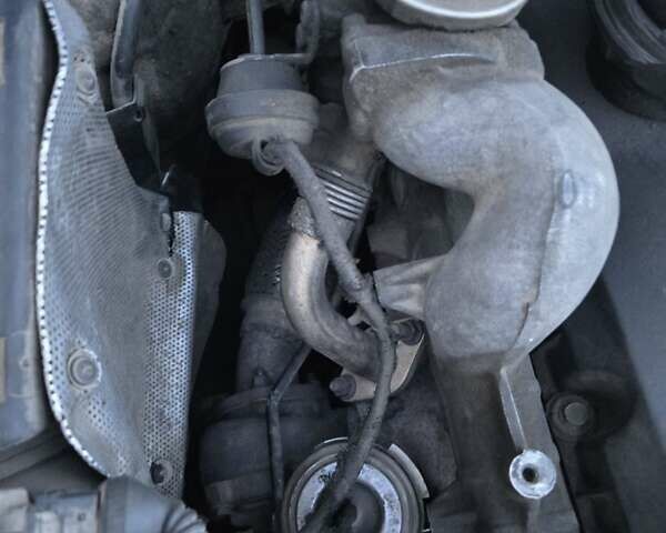 Жовтий Фольксваген Пассат, об'ємом двигуна 1.9 л та пробігом 500 тис. км за 5000 $, фото 4 на Automoto.ua