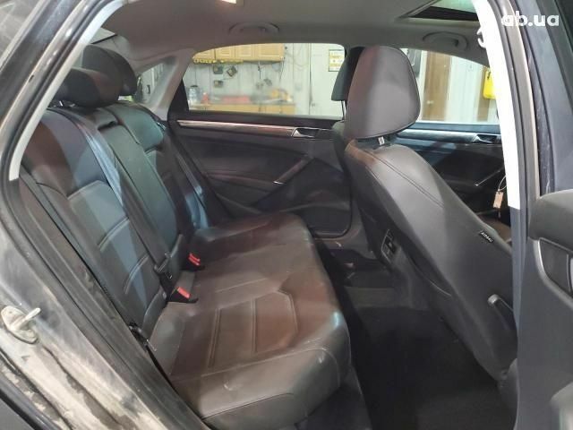 Серый Фольксваген Пассат, объемом двигателя 0 л и пробегом 139 тыс. км за 3700 $, фото 9 на Automoto.ua