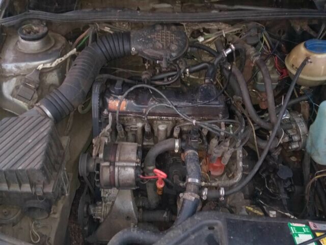 Сірий Фольксваген Пассат, об'ємом двигуна 1.6 л та пробігом 2 тис. км за 1000 $, фото 5 на Automoto.ua