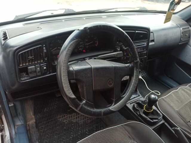 Серый Фольксваген Пассат, объемом двигателя 1.8 л и пробегом 480 тыс. км за 2000 $, фото 15 на Automoto.ua