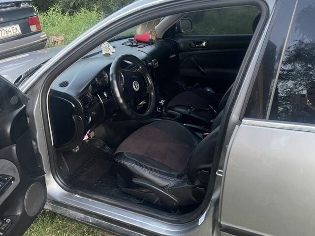 Серый Фольксваген Пассат, объемом двигателя 1.9 л и пробегом 200 тыс. км за 5000 $, фото 6 на Automoto.ua