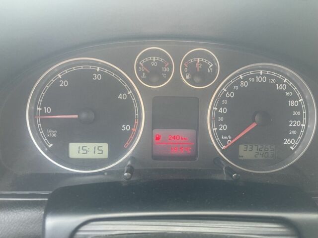 Серый Фольксваген Пассат, объемом двигателя 1.9 л и пробегом 200 тыс. км за 5000 $, фото 7 на Automoto.ua