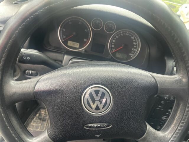 Серый Фольксваген Пассат, объемом двигателя 1.9 л и пробегом 200 тыс. км за 5000 $, фото 2 на Automoto.ua