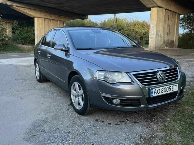 Серый Фольксваген Пассат, объемом двигателя 2 л и пробегом 250 тыс. км за 7000 $, фото 4 на Automoto.ua