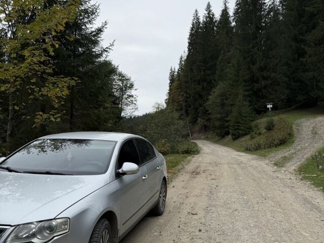 Серый Фольксваген Пассат, объемом двигателя 2 л и пробегом 320 тыс. км за 5700 $, фото 2 на Automoto.ua