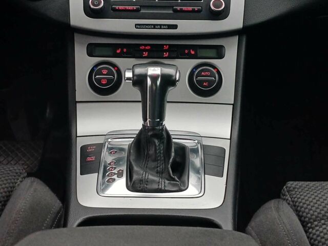 Сірий Фольксваген Пассат, об'ємом двигуна 1.4 л та пробігом 230 тис. км за 5700 $, фото 21 на Automoto.ua