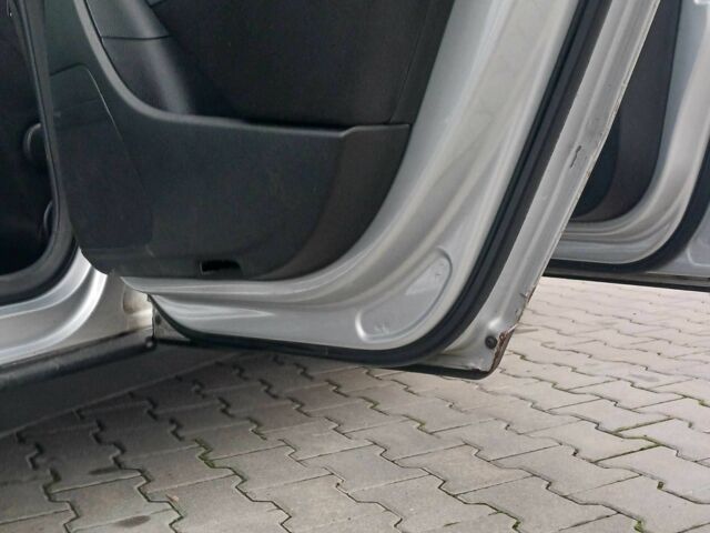 Сірий Фольксваген Пассат, об'ємом двигуна 1.4 л та пробігом 230 тис. км за 5700 $, фото 17 на Automoto.ua