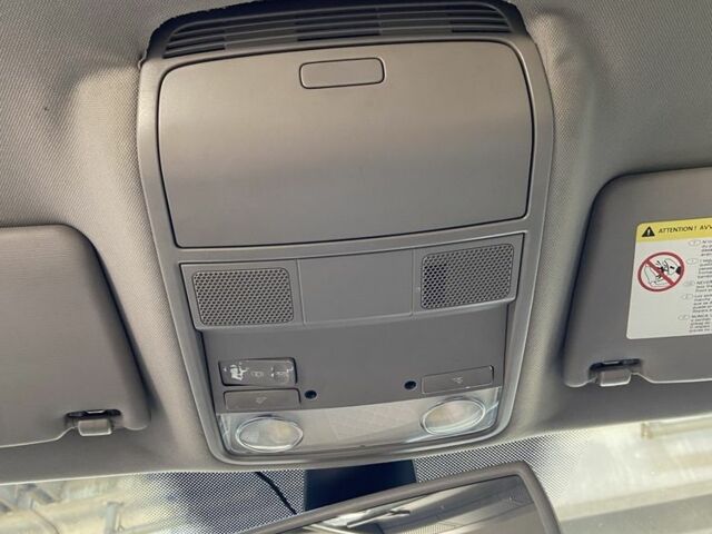 Фольксваген Пассат 2010 в Одессе на Automoto.ua Серый Фольксваген Пассат, объемом двигателя 2 л и пробегом 235 тыс. км за 6200 $, фото 18 на Automoto.ua