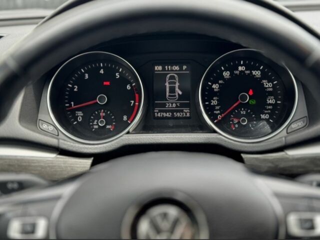 Сірий Фольксваген Пассат, об'ємом двигуна 1.8 л та пробігом 147 тис. км за 9900 $, фото 4 на Automoto.ua