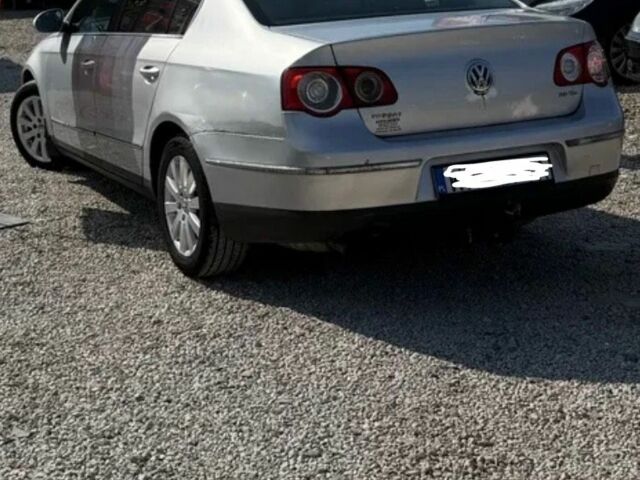 Фольксваген Пассат 2006 в Ужгороде на Automoto.ua Серый Фольксваген Пассат, объемом двигателя 2 л и пробегом 390 тыс. км за 2500 $, фото 1 на Automoto.ua