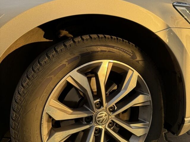 Серый Фольксваген Пассат, объемом двигателя 2 л и пробегом 330 тыс. км за 17777 $, фото 13 на Automoto.ua