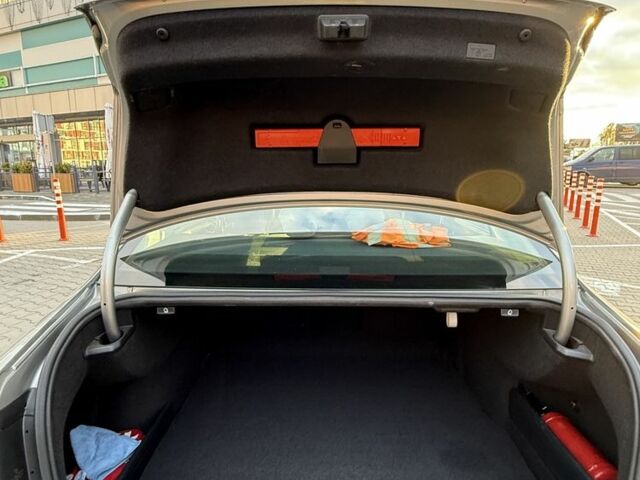 Серый Фольксваген Пассат, объемом двигателя 2 л и пробегом 330 тыс. км за 17777 $, фото 9 на Automoto.ua