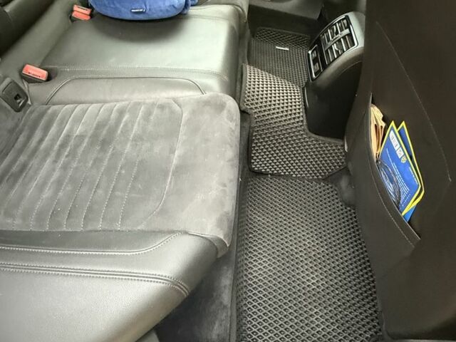 Серый Фольксваген Пассат, объемом двигателя 2 л и пробегом 330 тыс. км за 17777 $, фото 10 на Automoto.ua