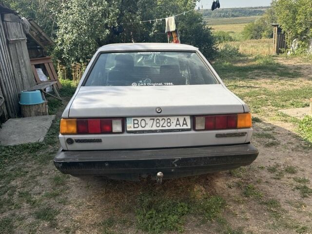 Серый Фольксваген Пассат, объемом двигателя 1.8 л и пробегом 175 тыс. км за 836 $, фото 1 на Automoto.ua