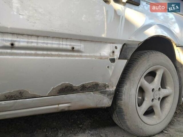 Серый Фольксваген Пассат, объемом двигателя 1.8 л и пробегом 500 тыс. км за 1800 $, фото 8 на Automoto.ua